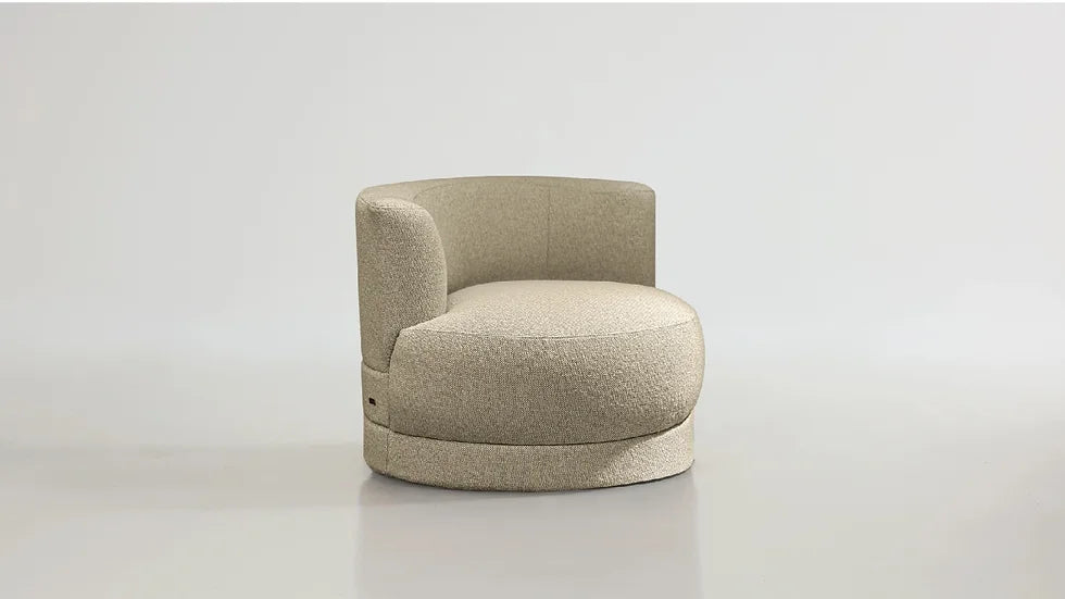 GIO Armchair by Zientte