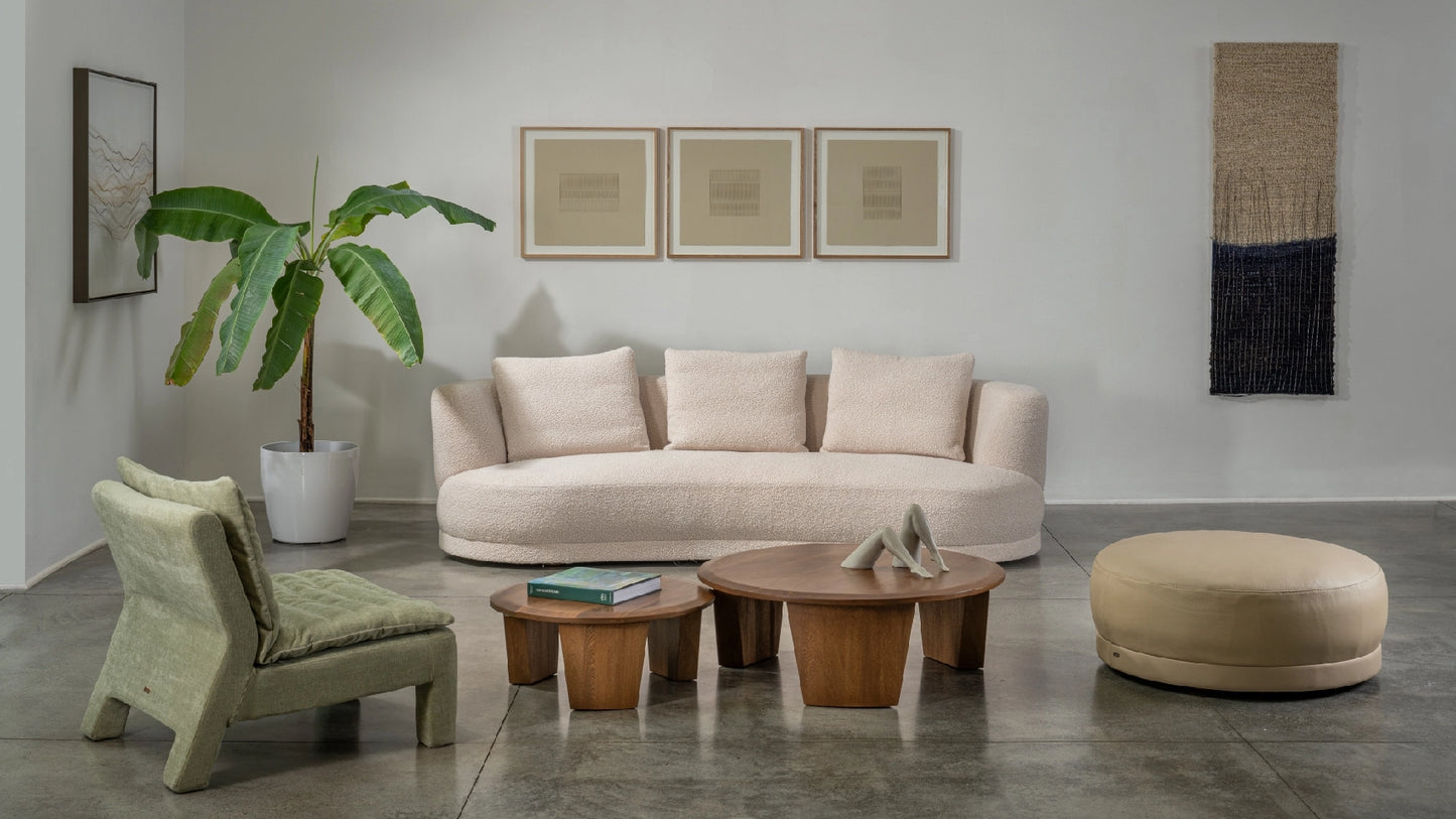 GIO Sofa by Zientte