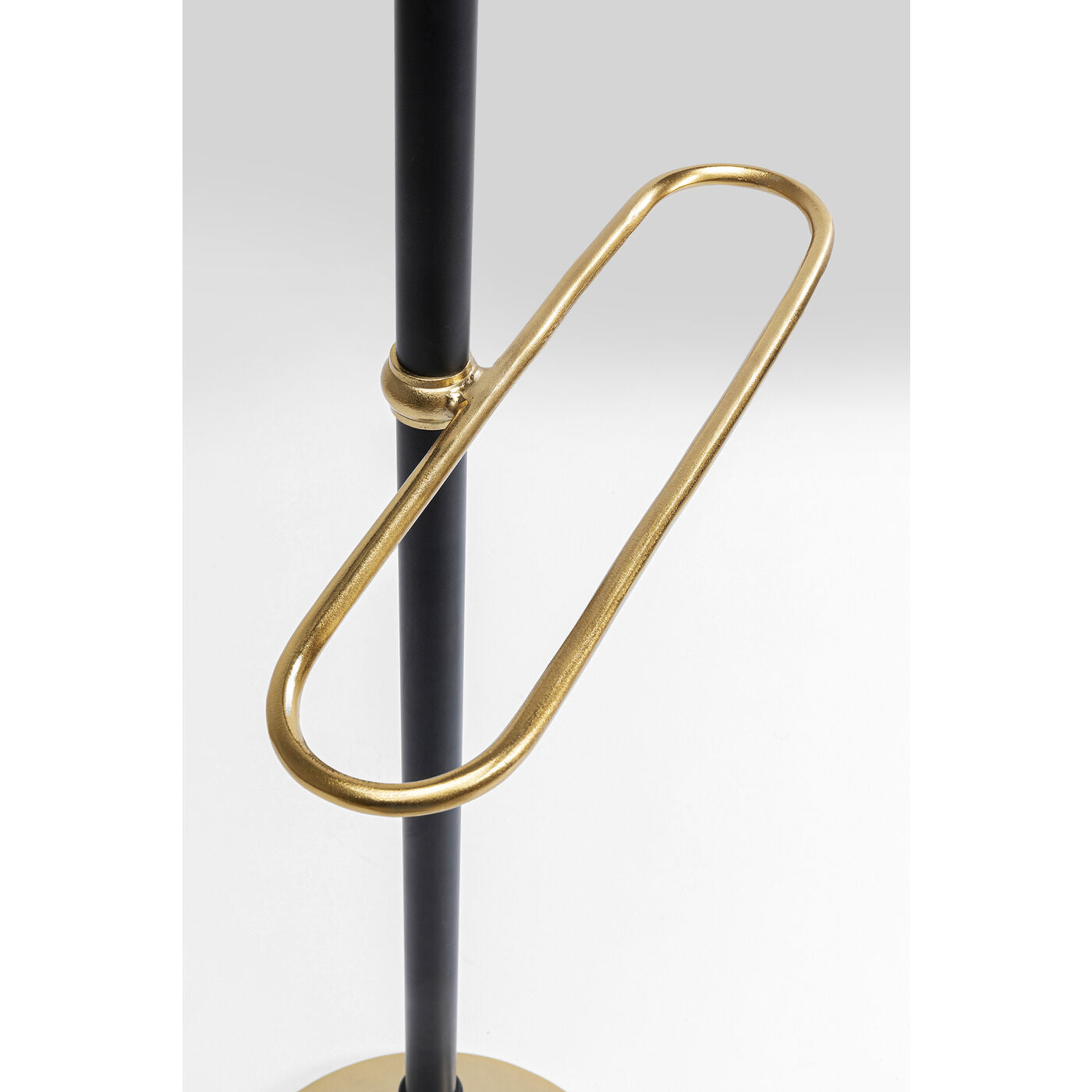 Valet Stand Ordinato