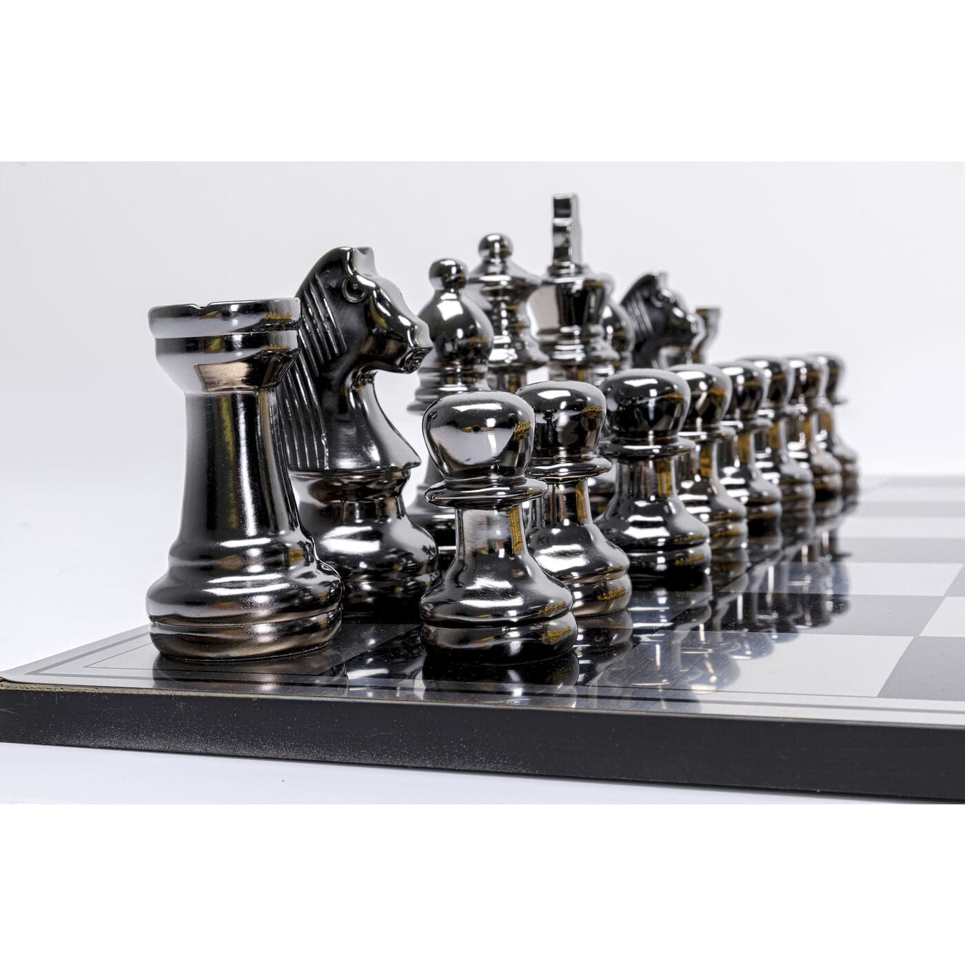 Glamourous Chess Set