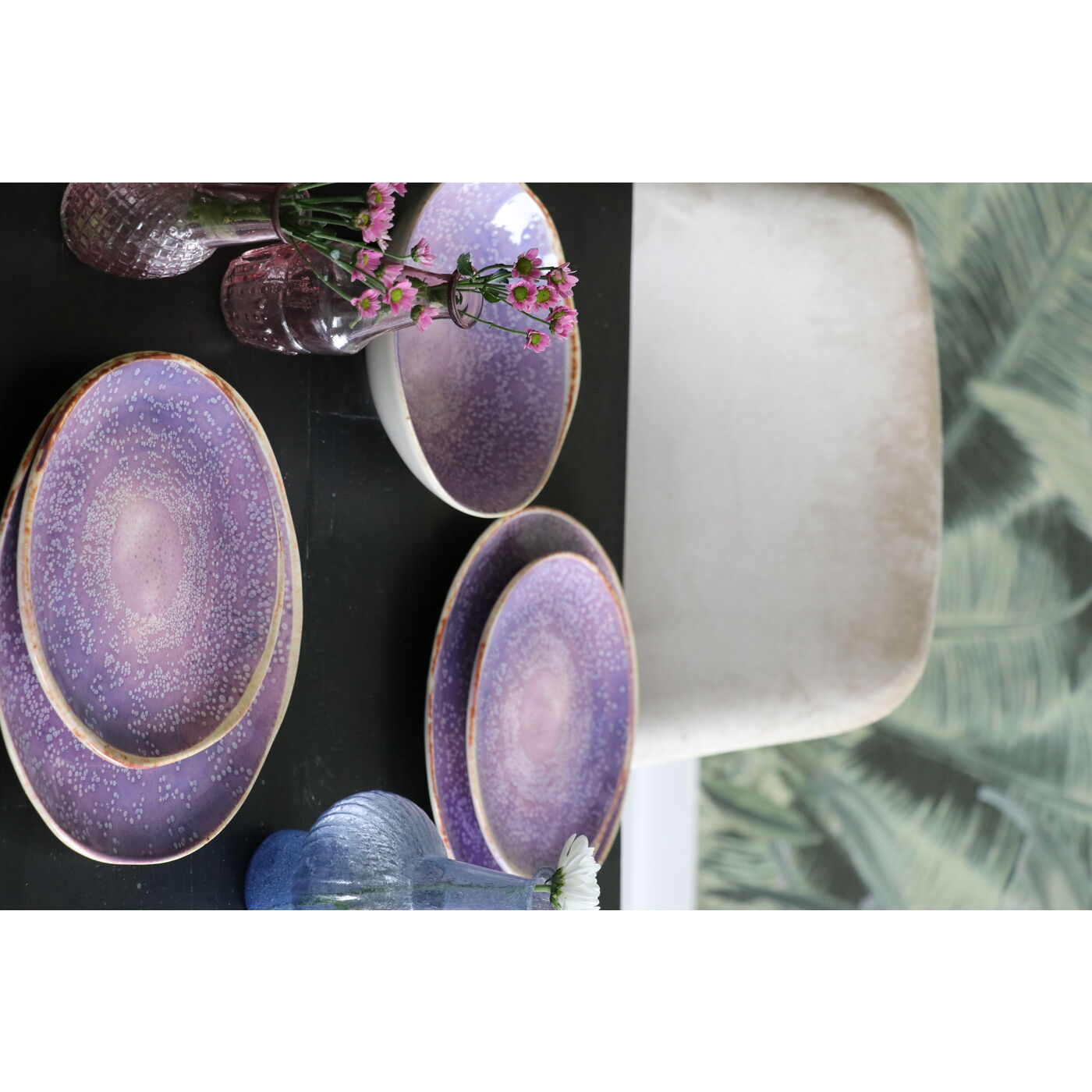 Elegant Violet Dinnerware